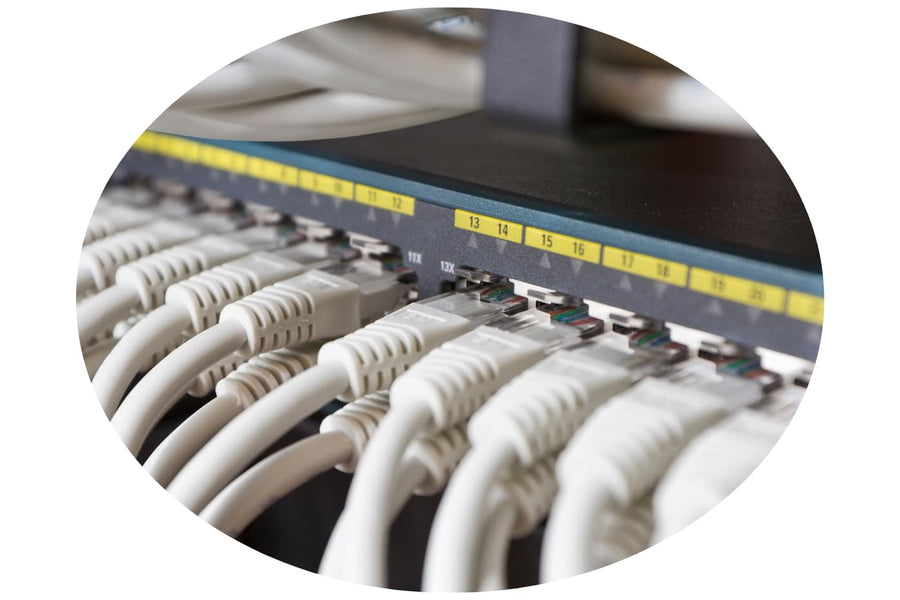 Cables RJ45 dans des ports switch